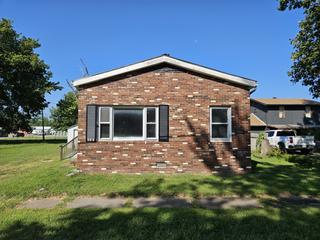 New Homes with Master Bedrooms on the 1st Floor in Hurst: August 29th to September 4th