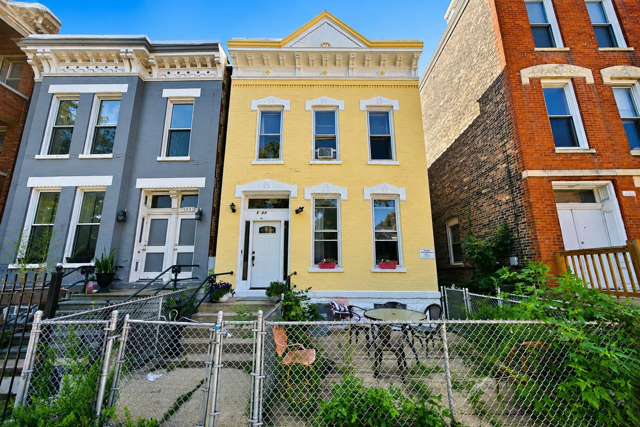 1433 W Superior St., Chicago, IL 60642