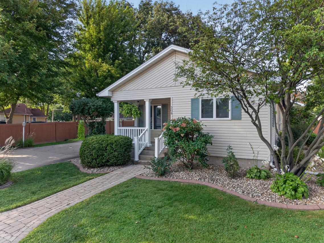 308 E Harrison St., Granville, IL 61326