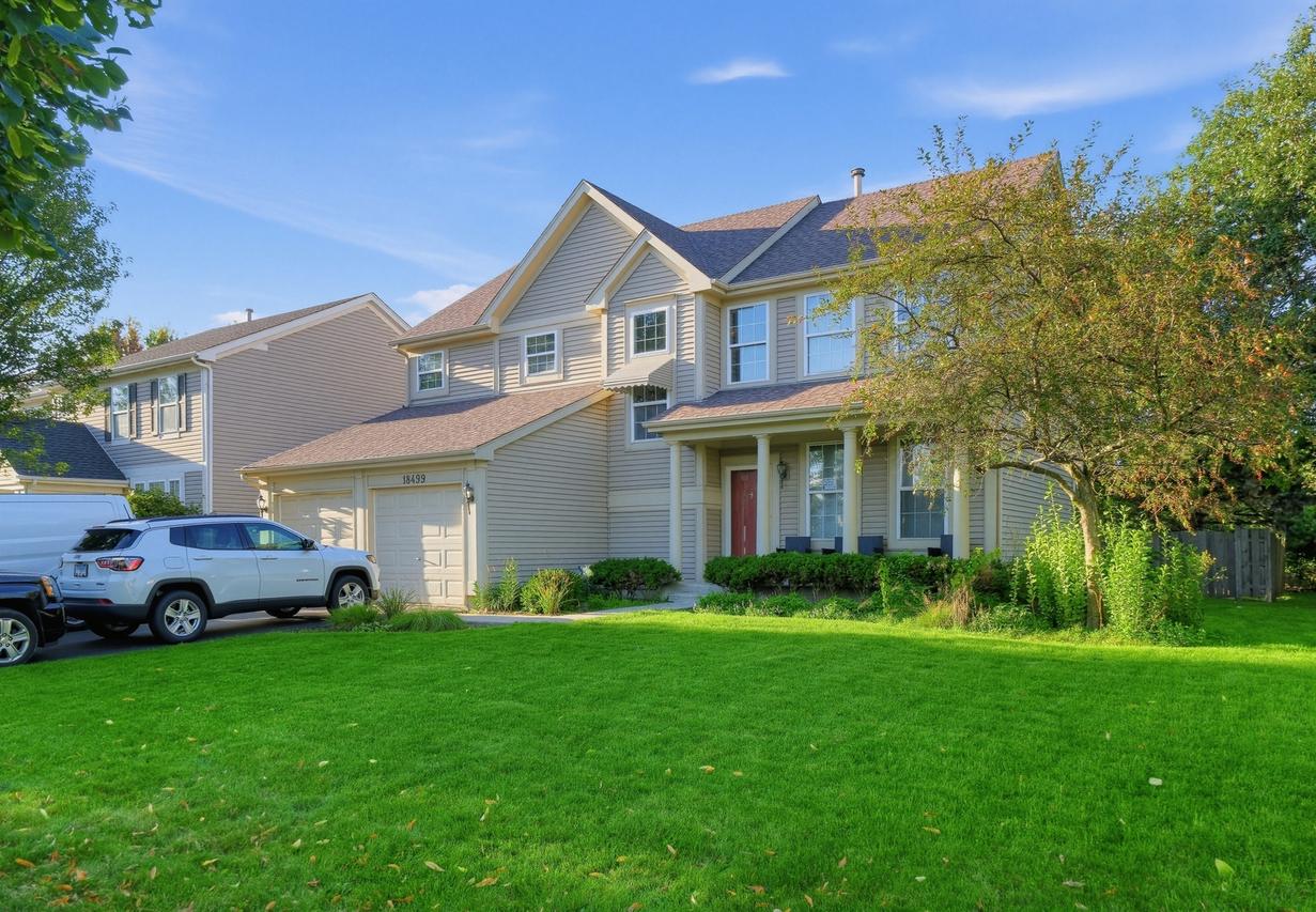 18499 W Springwood Dr., Grayslake, IL 60030