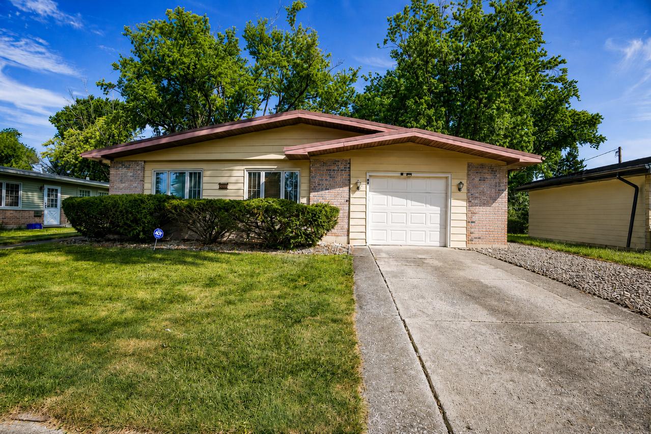 322 Sioux St., Park Forest, IL 60466
