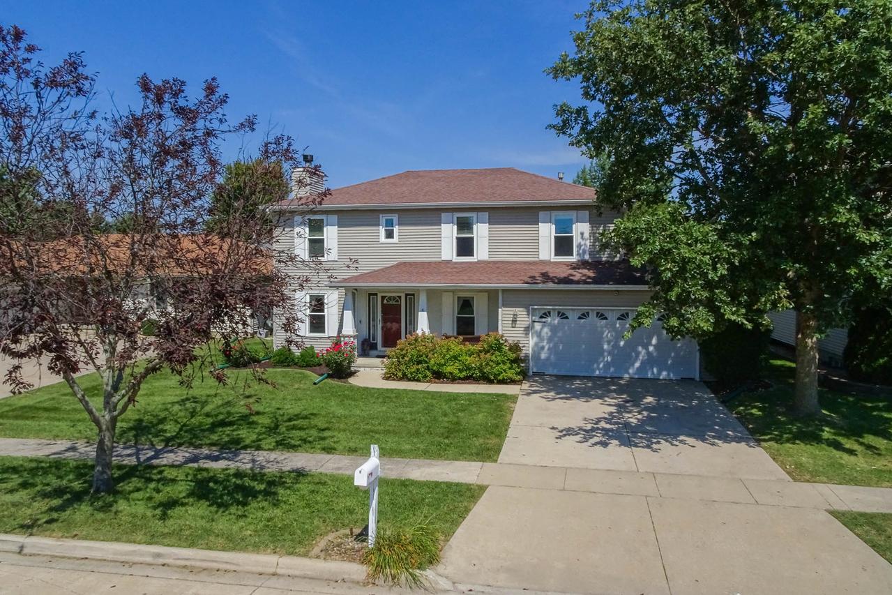 4 Lexis Ct., Bloomington, IL 61704