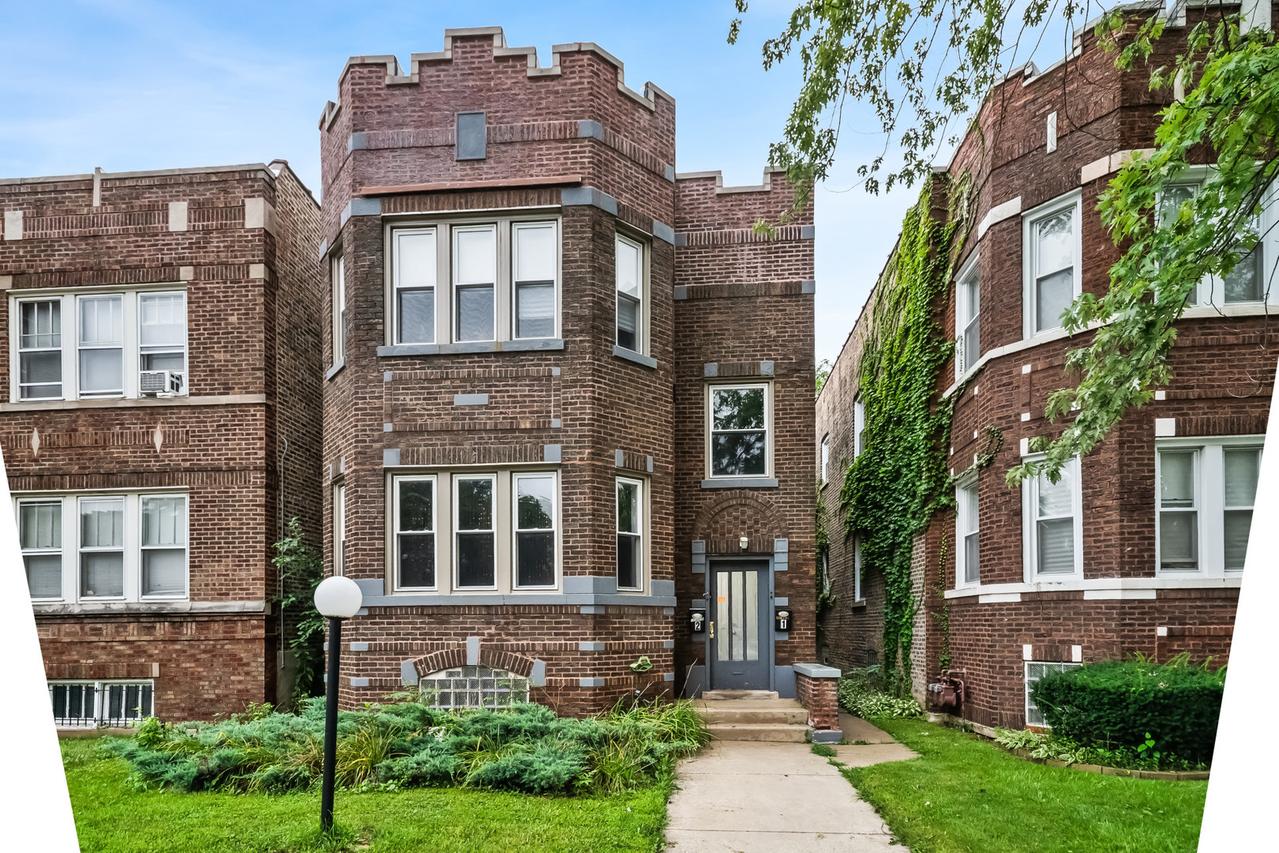 7605 S Calumet Ave., Chicago, IL 60619