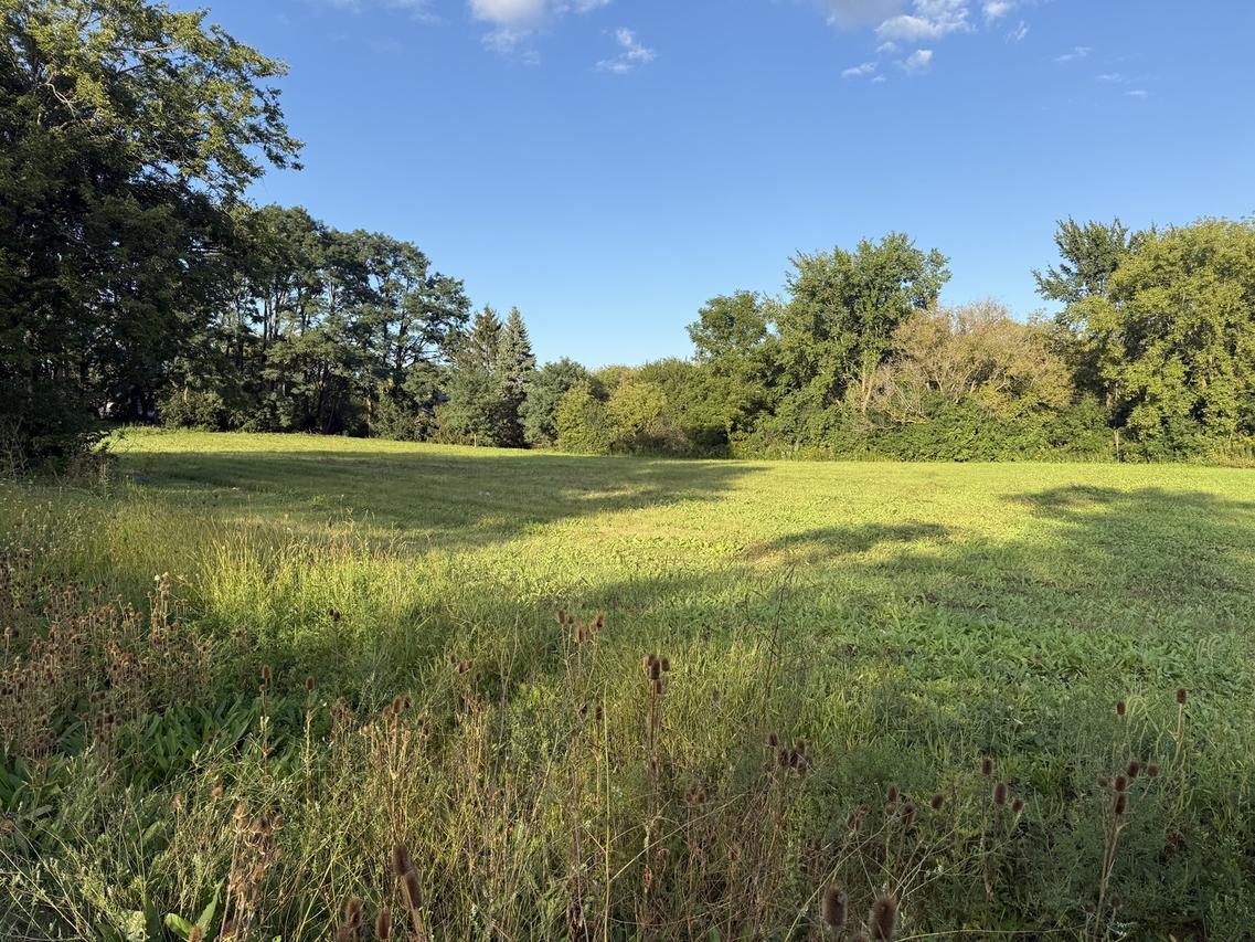 37657 N Green Bay Rd., Beach Park, IL 60087