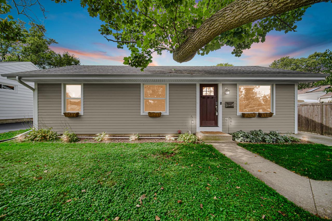 1106 Sumner St., Wheaton, IL 60189