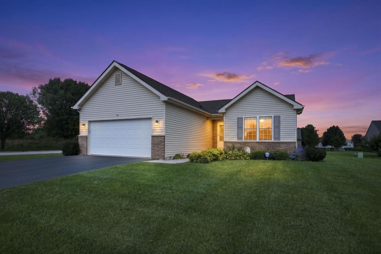 900 Jefferson Ave., Mchenry, IL 60050
