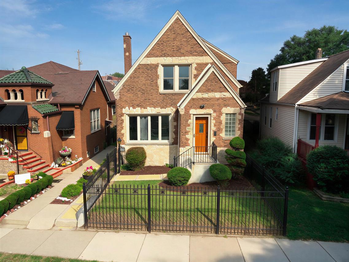 8013 S Harper Ave., Chicago, IL 60619