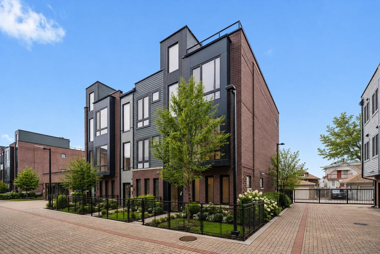 4250 W Belmont Ave. #6, Chicago, IL 60641