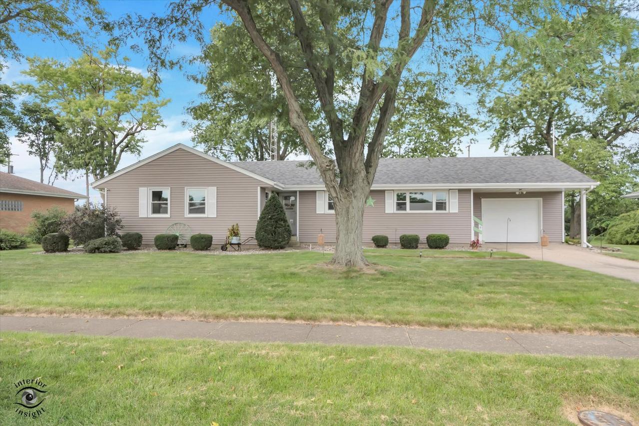 365 N Elm St., Herscher, IL 60941