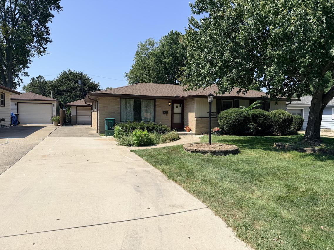1113 Lincoln Ave., Ottawa, IL 61350