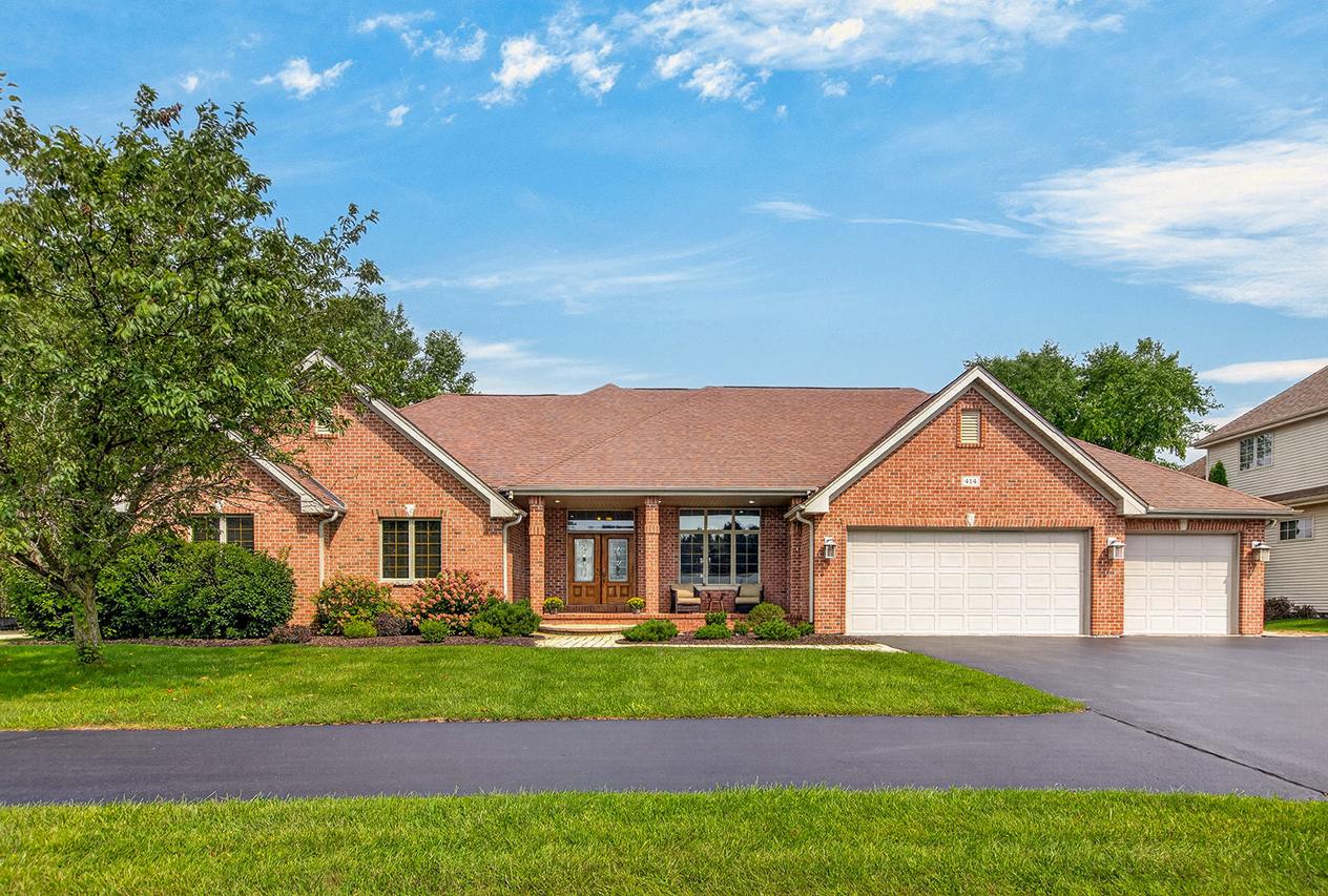 414 Castle Wynd Dr., Loves Park, IL 61111