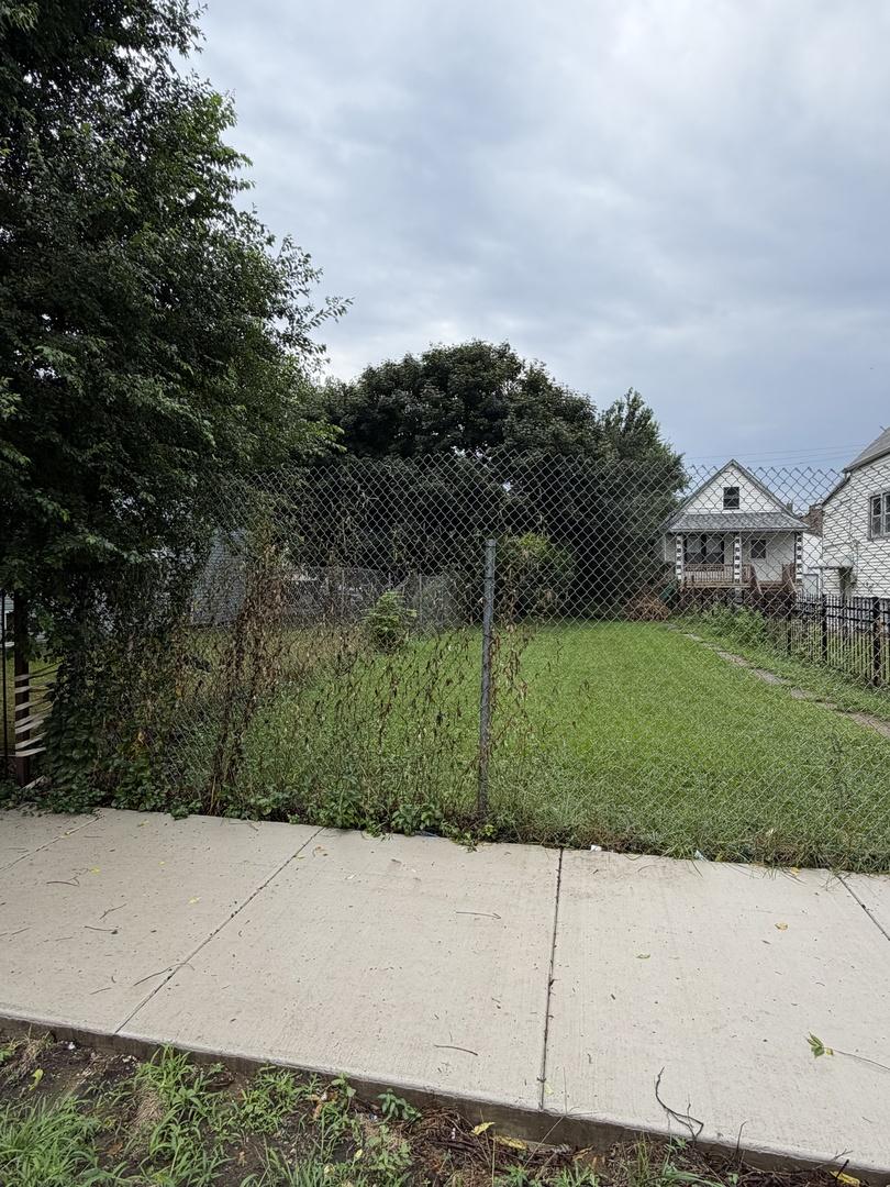 7608 S Langley Ave., Chicago, IL 60619