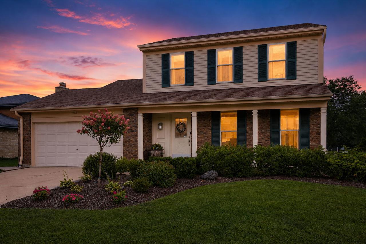 1712 Borman Pl., Downers Grove, IL 60516