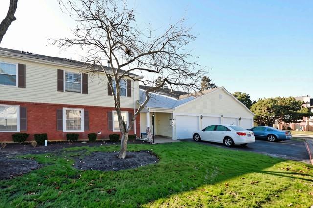675 Greenfield Ct. #D1, Bartlett, IL 60103
