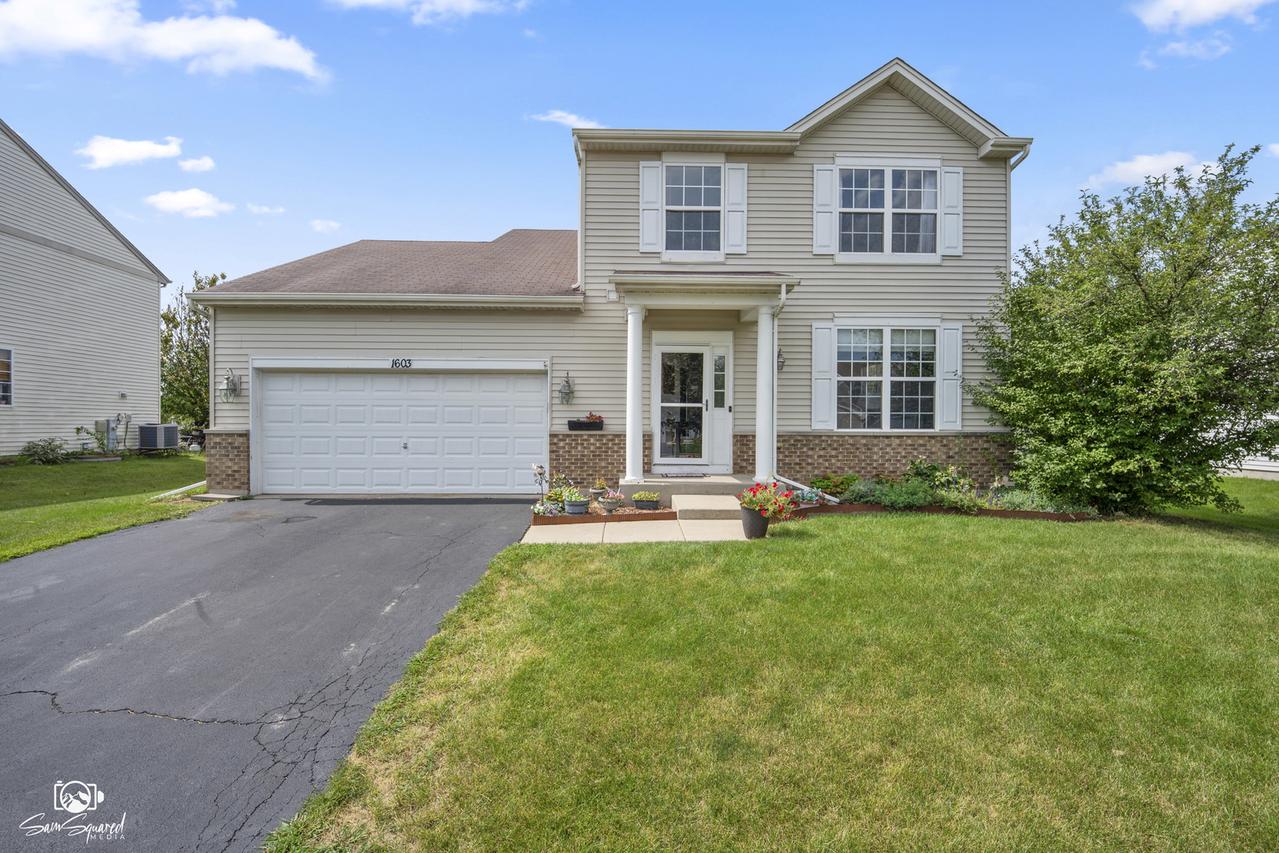 1603 Balboa Dr., Minooka, IL 60447
