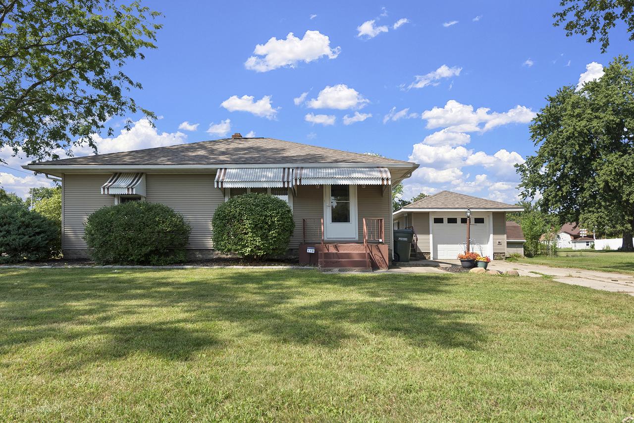 110 N Lincoln St., Coal City, IL 60416