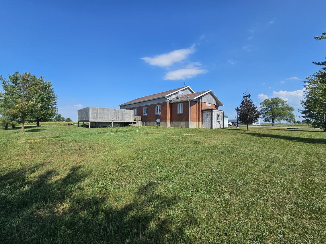 18015 N 2100 East Rd., Pontiac, IL 61764