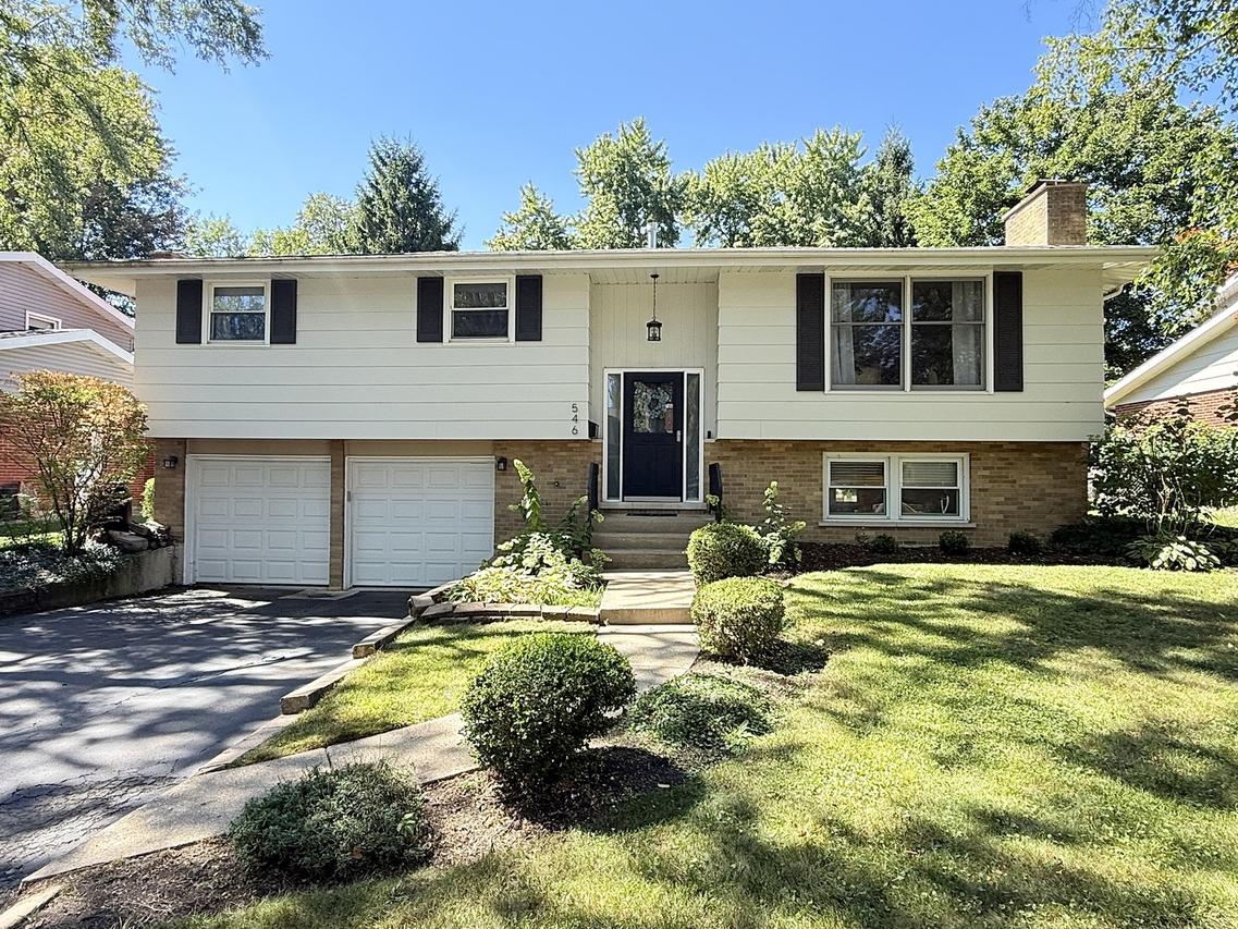 546 S Stuart Ln., Palatine, IL 60067