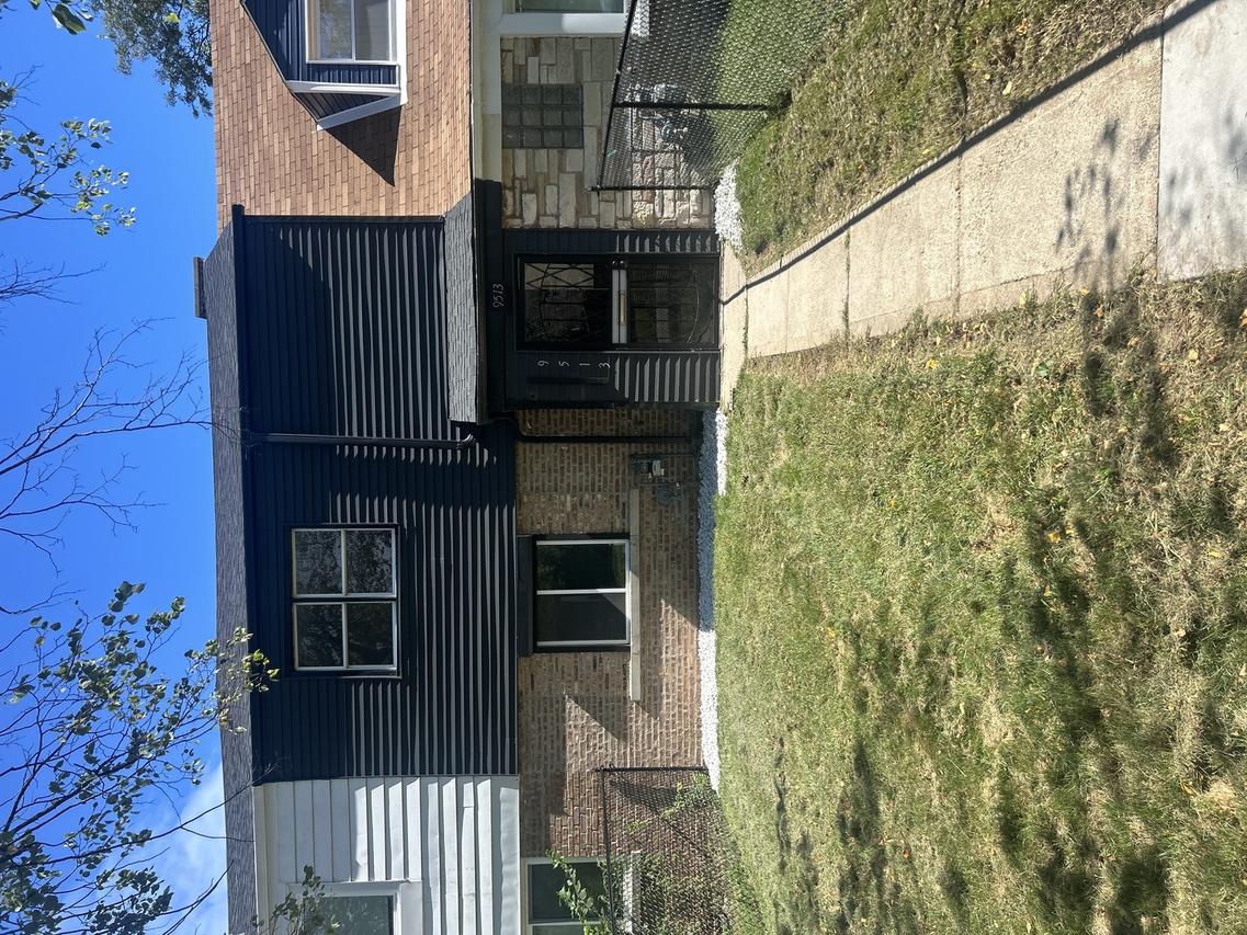 9513 S Merrion Ave., Chicago, IL 60617