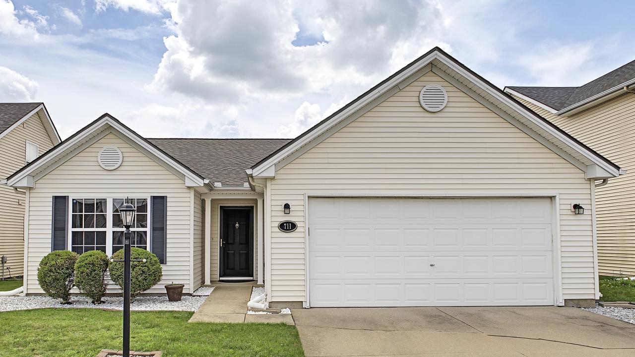 711 Lauterbur Ln., Champaign, IL 61822