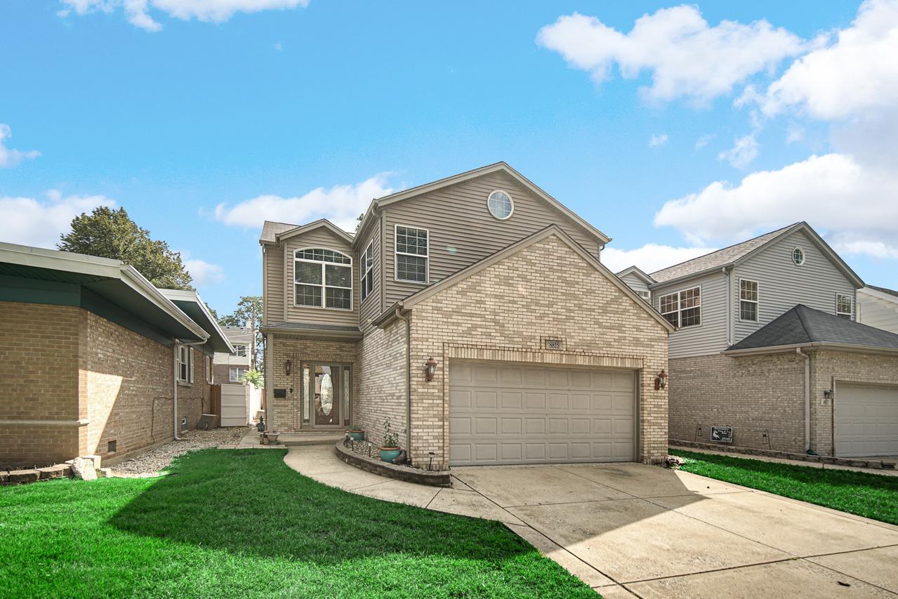 8815 S Talman Ave., Evergreen Park, IL 60805