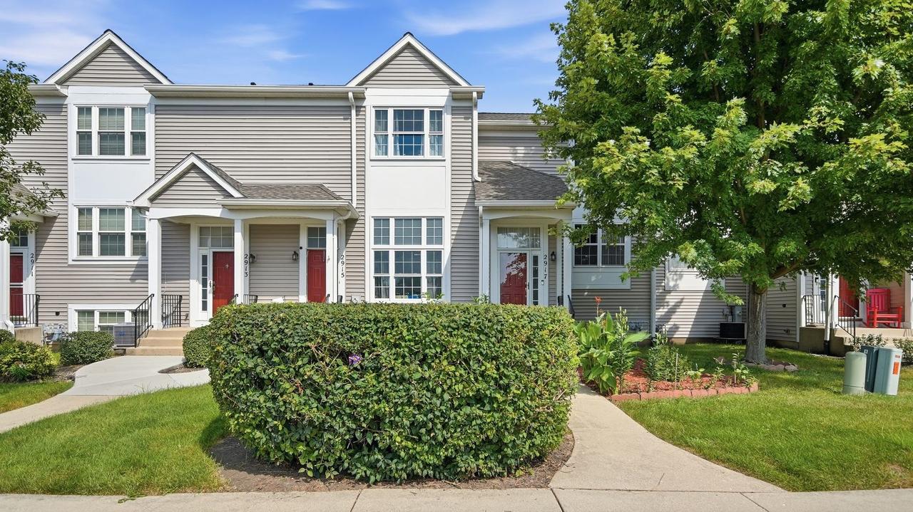 2917 Shelly Ln., Aurora, IL 60504