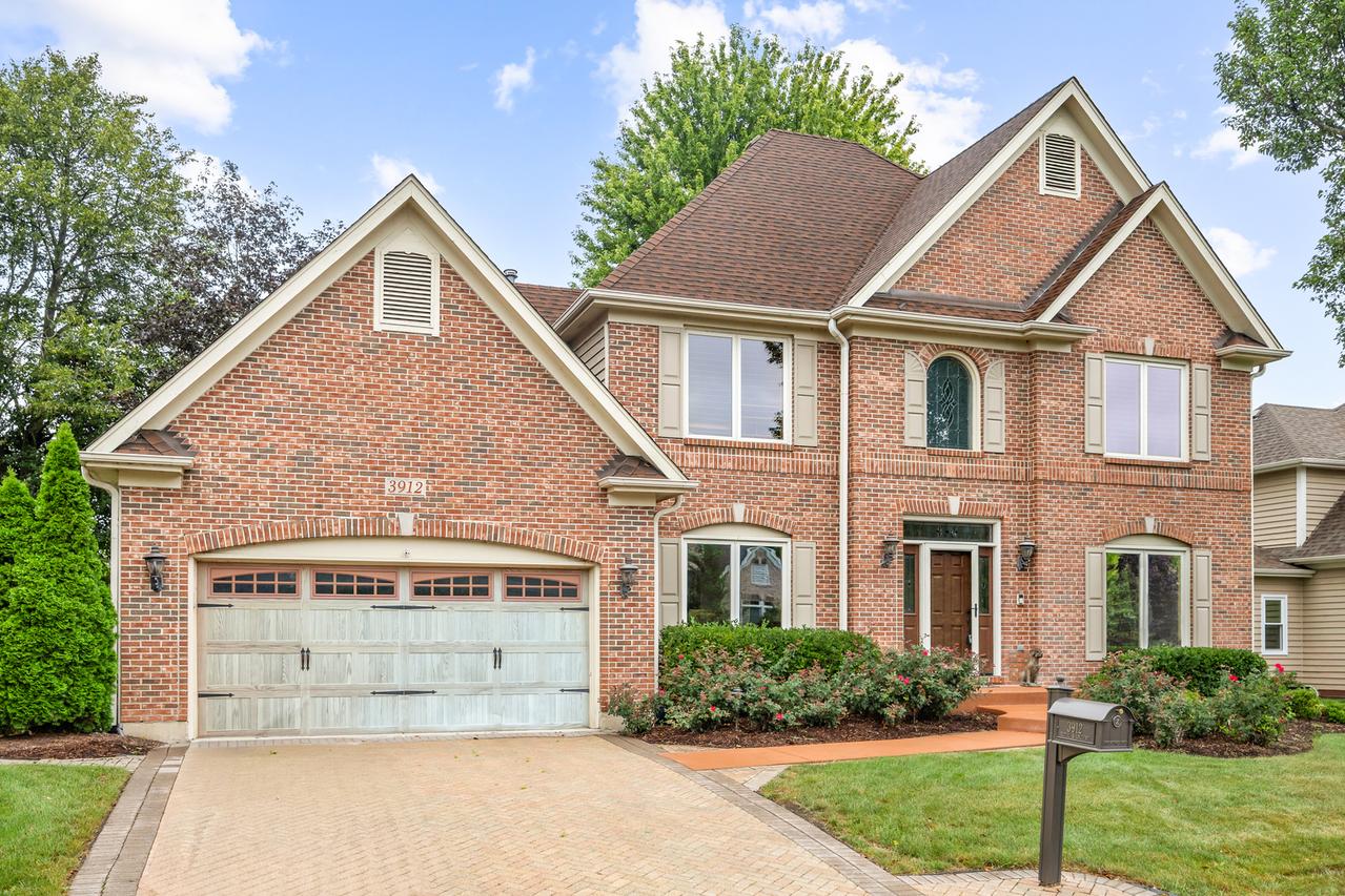 3912 Royal And Ancient Dr., St. Charles, IL 60174