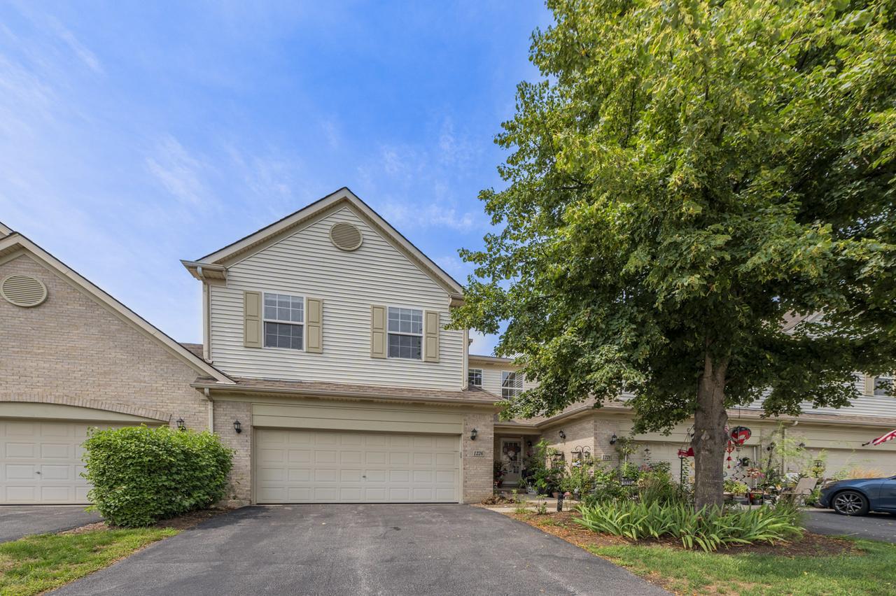 1226 Bradley Cir., Elgin, IL 60120