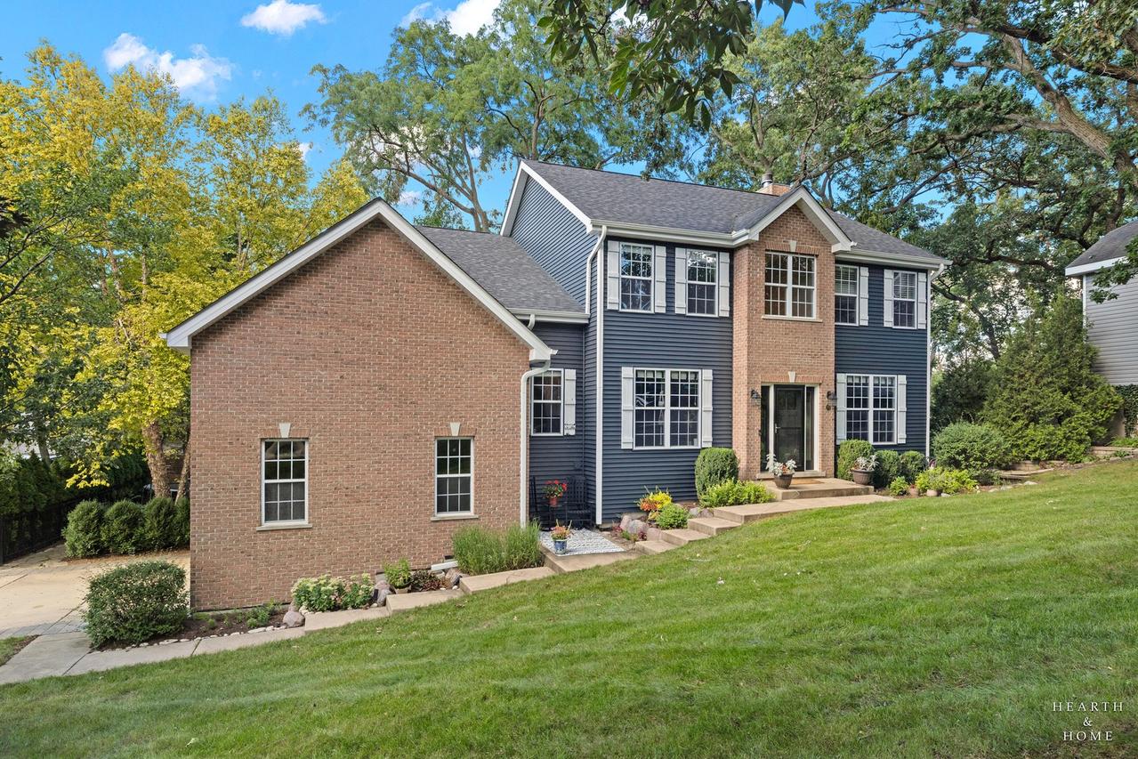 399 Asbury Ave., Fox River Grove, IL 60021