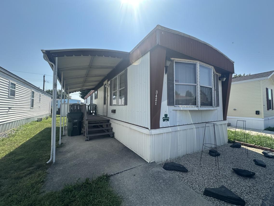 3421 W 117th St., Merrionette Park, IL 60803