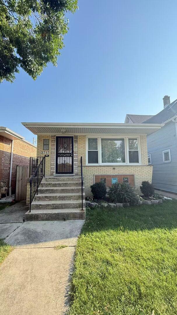 3717 W 51st St., Chicago, IL 60632