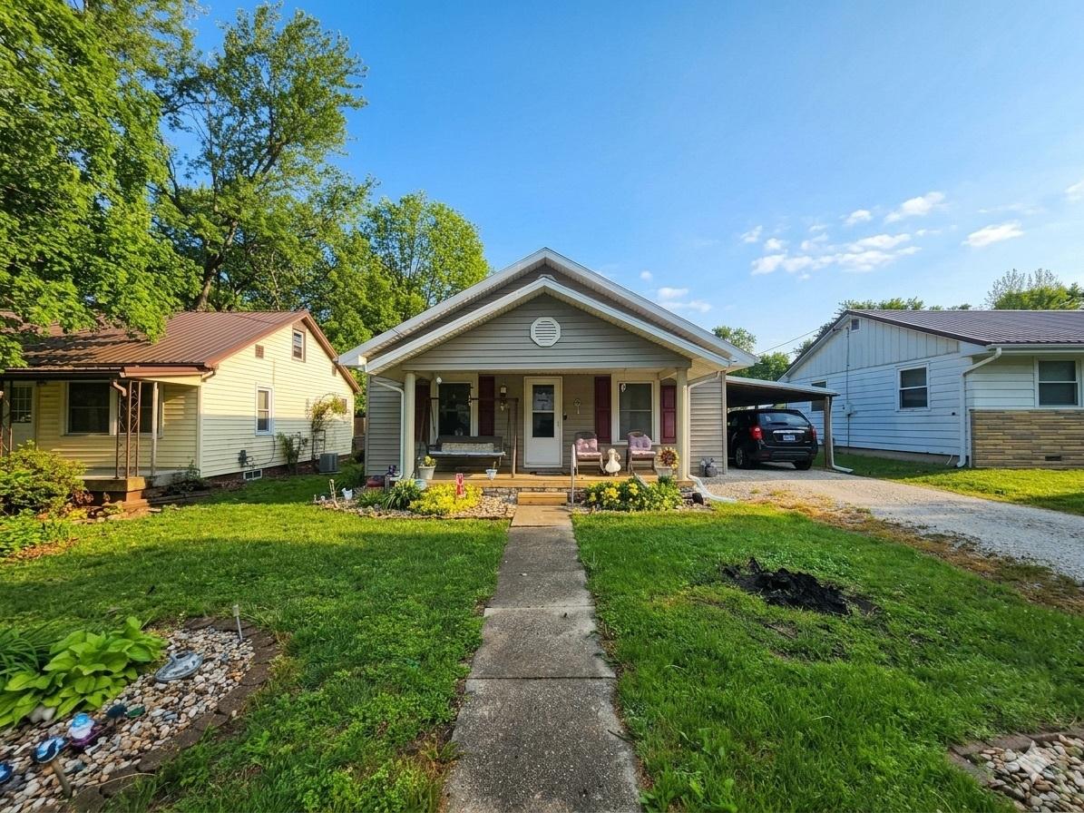 216 E Franklin St., Olney, IL 62450