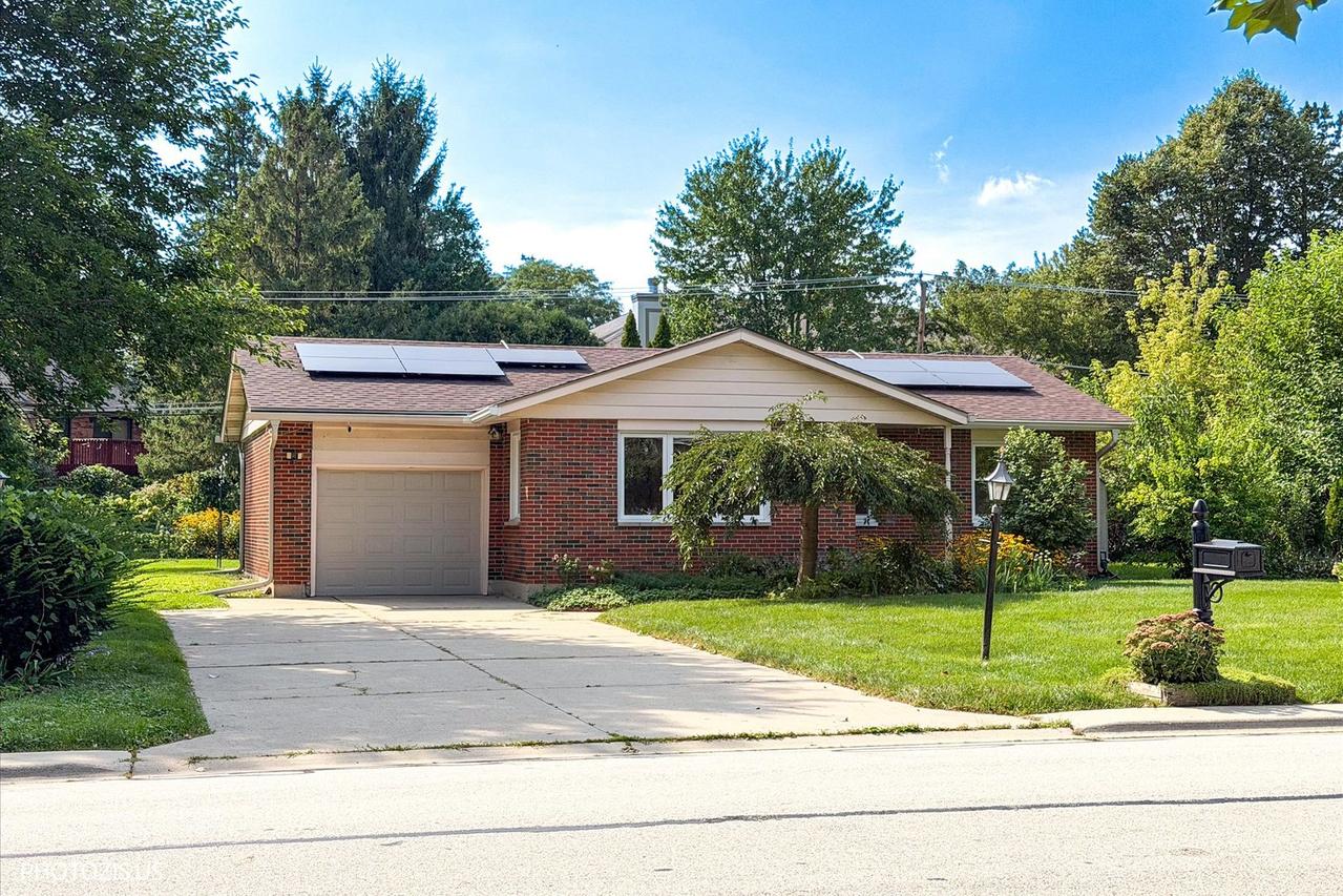 722 N Stephen Dr., Palatine, IL 60067