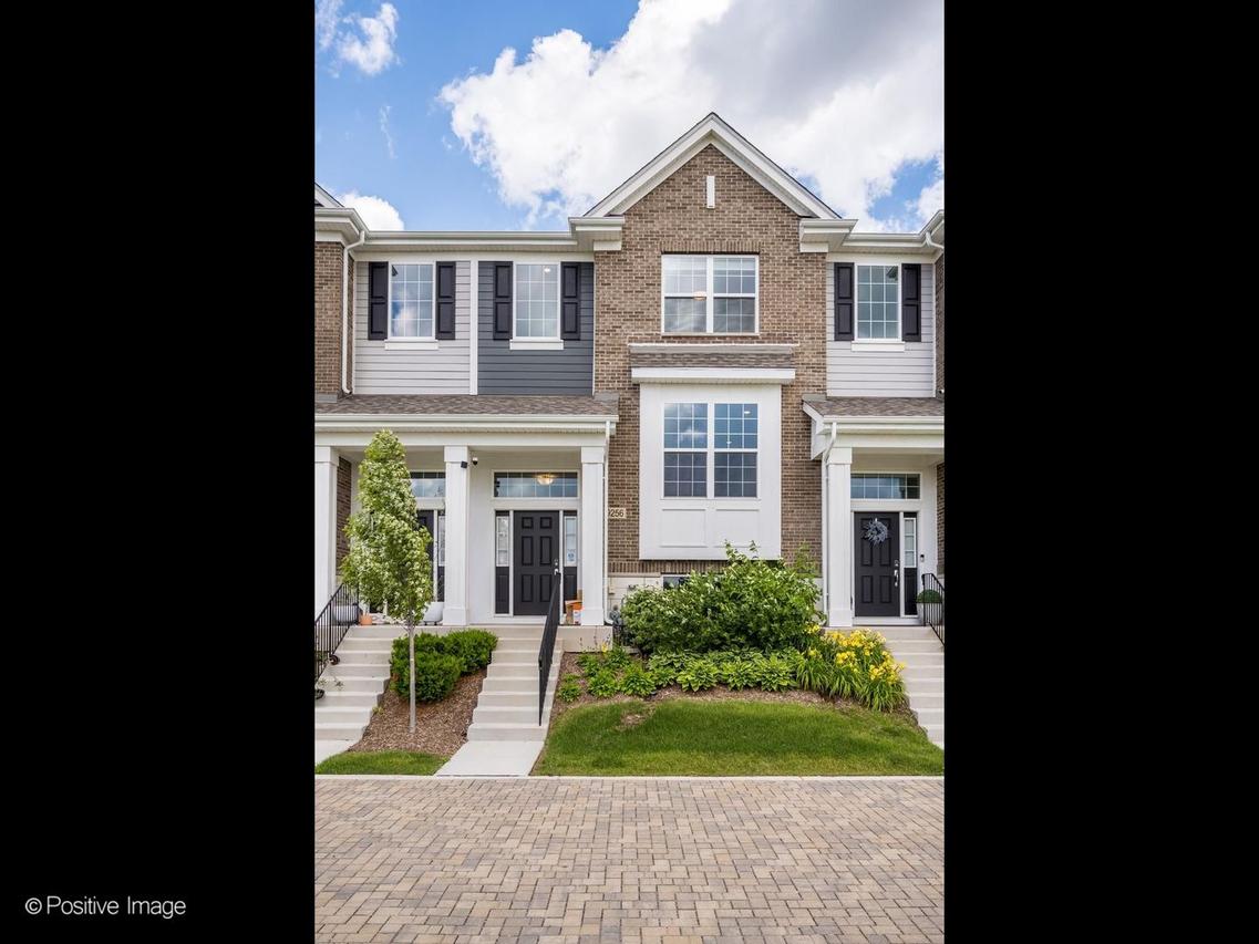 9256 Harlowe Ln., Orland Park, IL 60462
