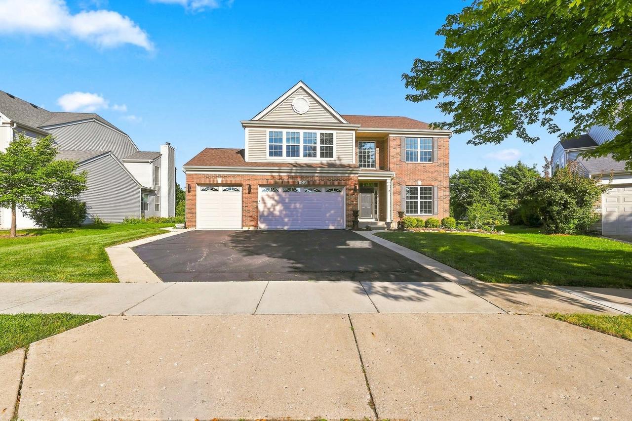 10748 Nantucket Ln., Huntley, IL 60142