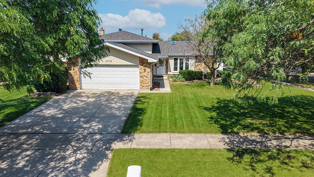 8238 164th St., Tinley Park, IL 60477