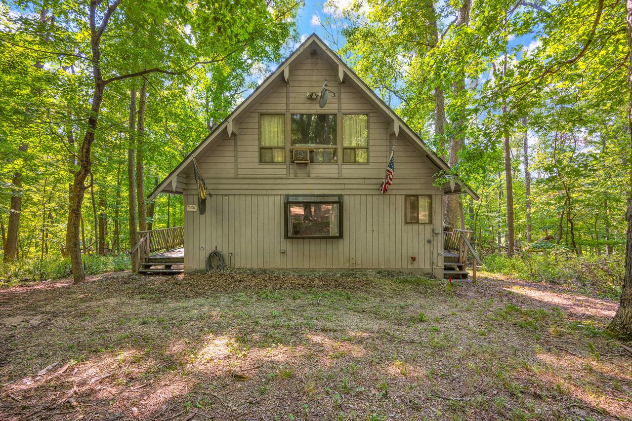 1836 Tanglewood Dr., Varna, IL 61375