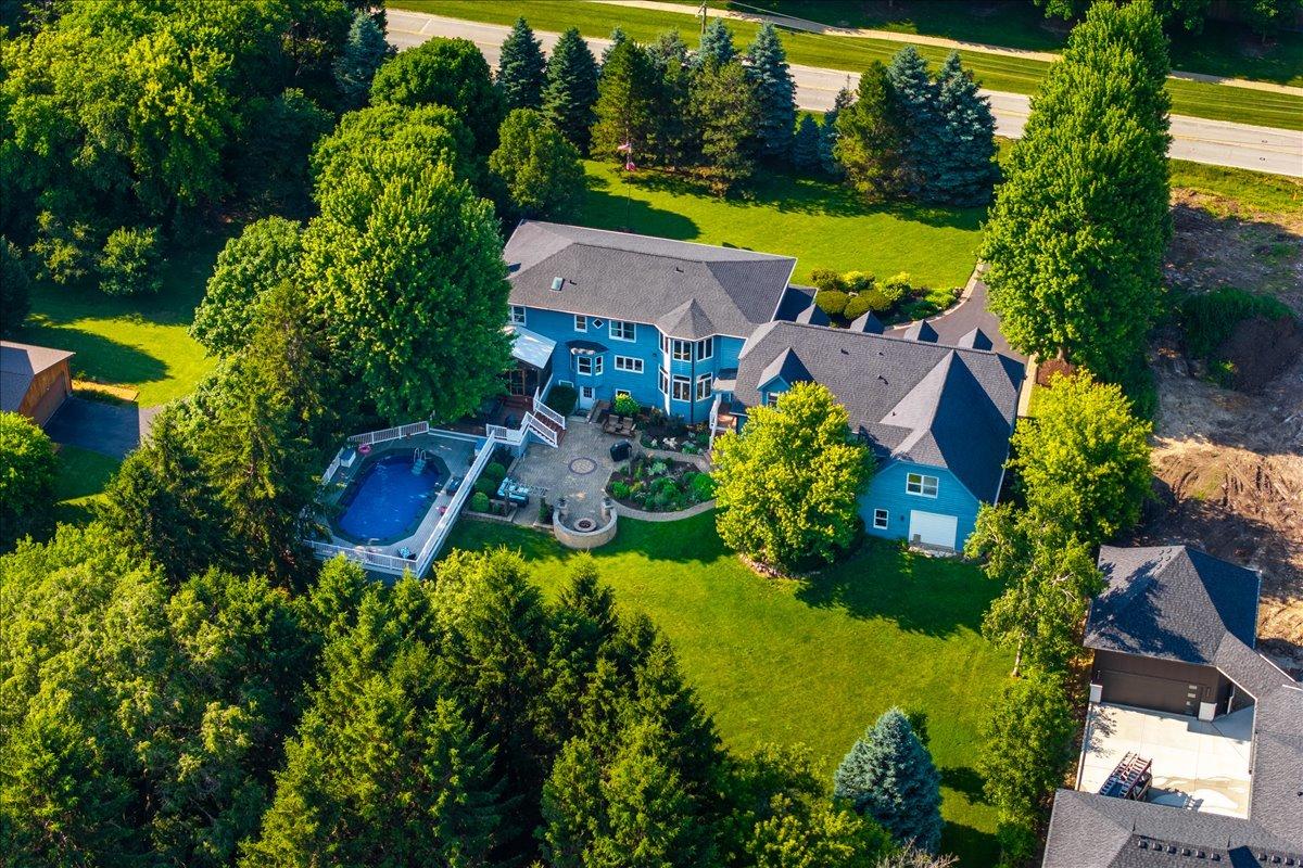 24633 W 103rd St., Naperville, IL 60564