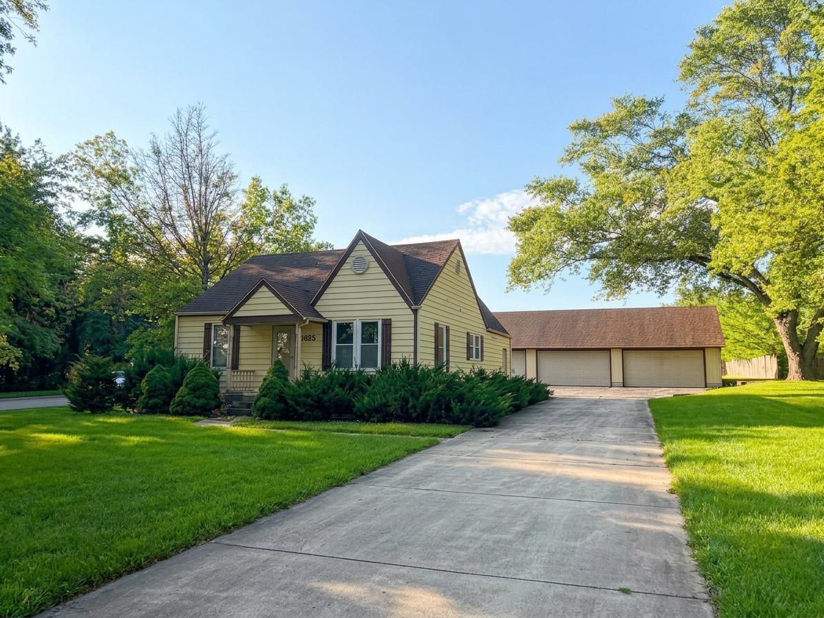 925 W Spring St., South Elgin, IL 60177
