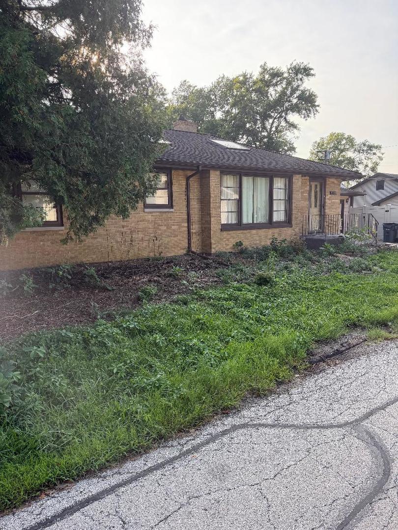 19536 Division St., Mokena, IL 60448