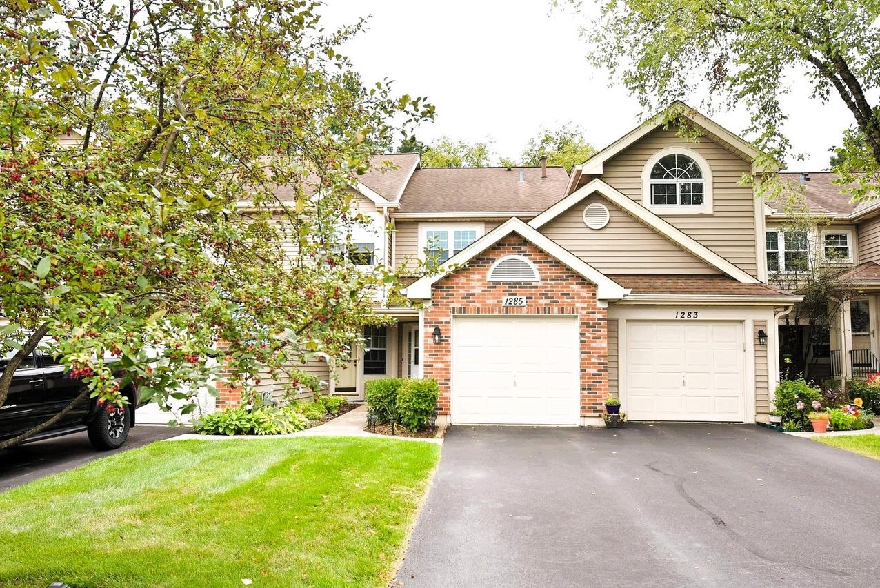 1285 Coldspring Rd., Carol Stream, IL 60188