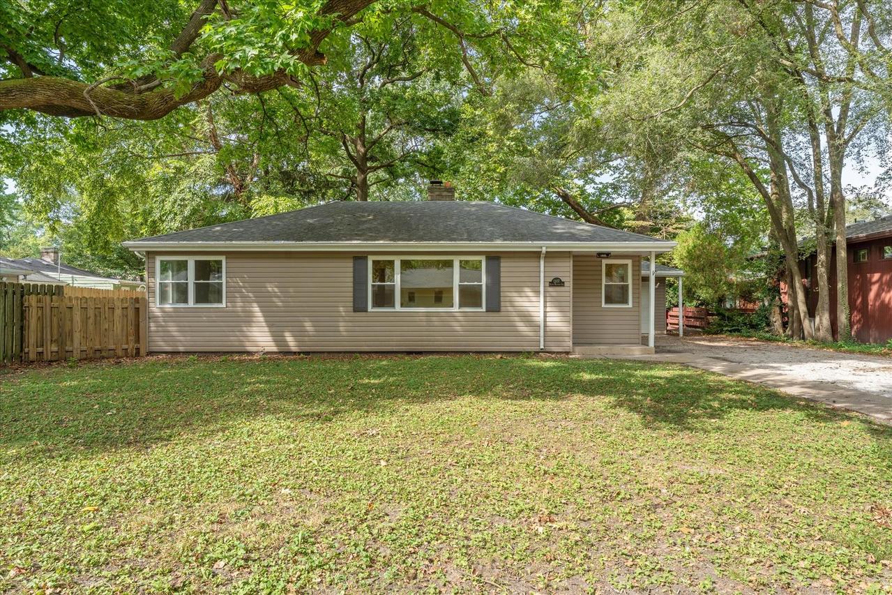 1307 S Western Ave., Champaign, IL 61821