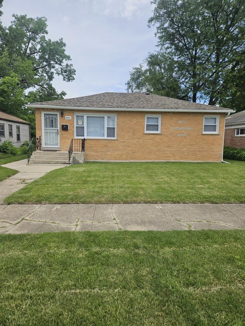 15229 Honore Ave., Harvey, IL 60426