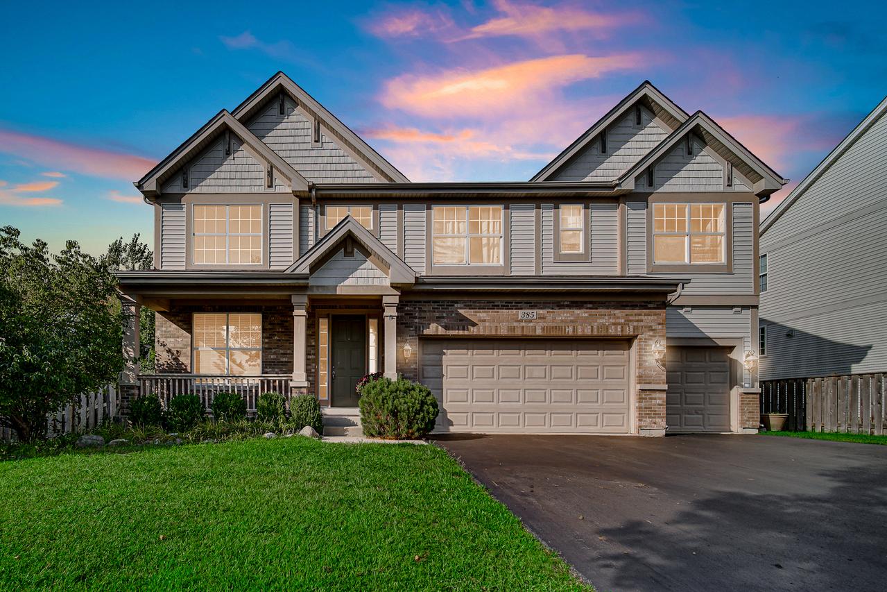 385 Post Oak Cir., West Chicago, IL 60185