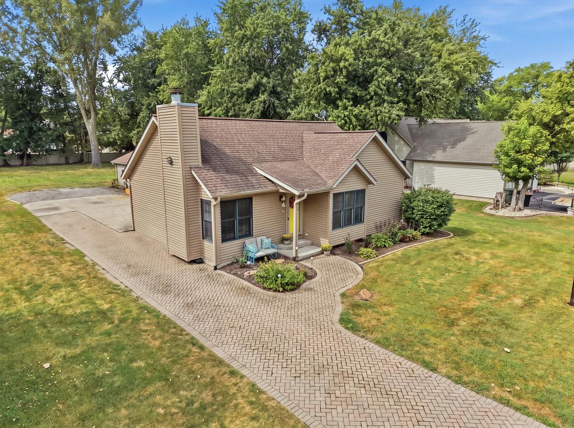 361 Oak St., Braidwood, IL 60408