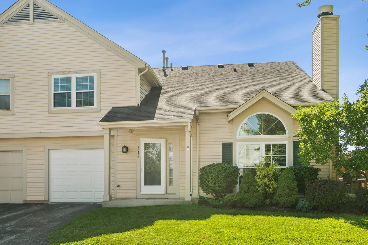 1024 N Knollwood Dr., Palatine, IL 60067