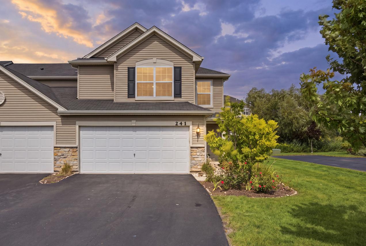 241 Wild Meadow Ln., Woodstock, IL 60098