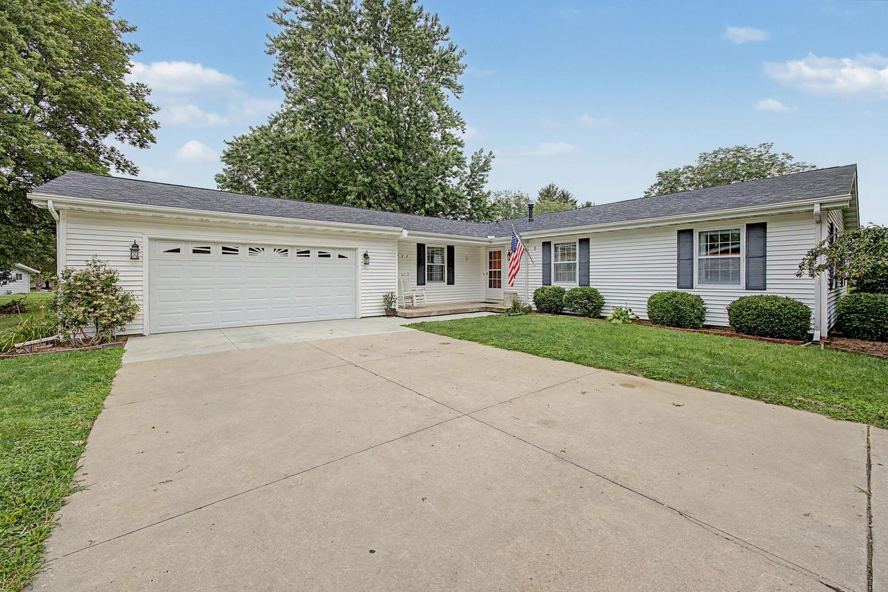 777 S High St., Paxton, IL 60957