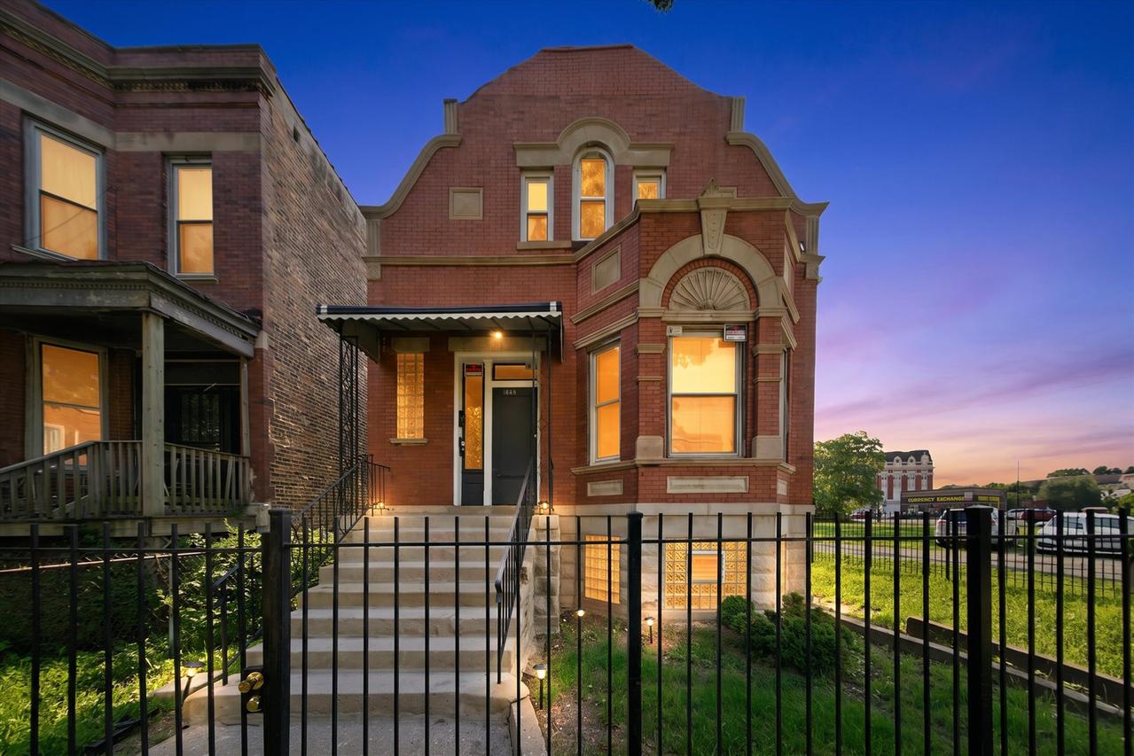 1656 S Troy St., Chicago, IL 60623