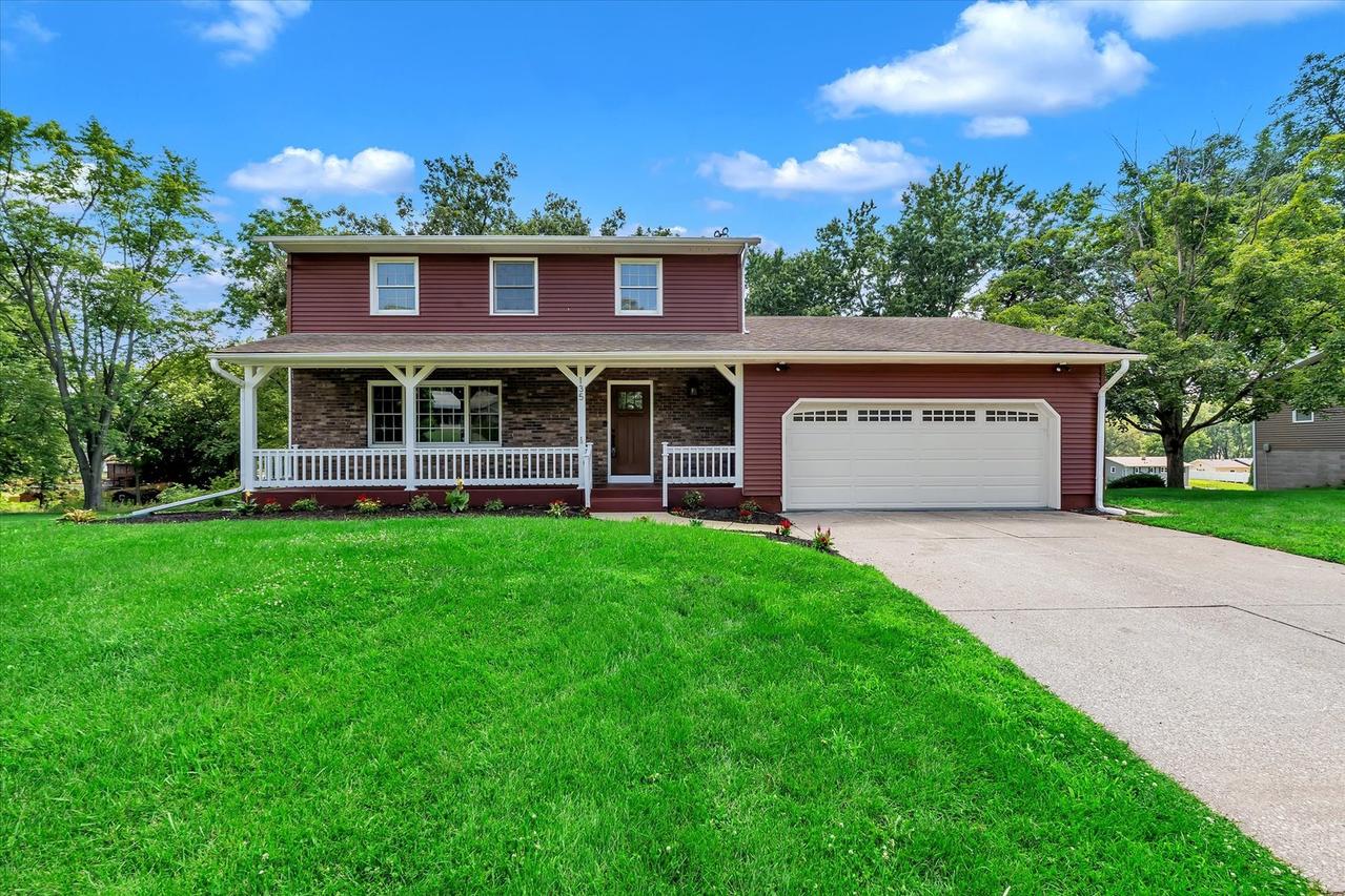 135 Sherwood Dr., Geneseo, IL 61254